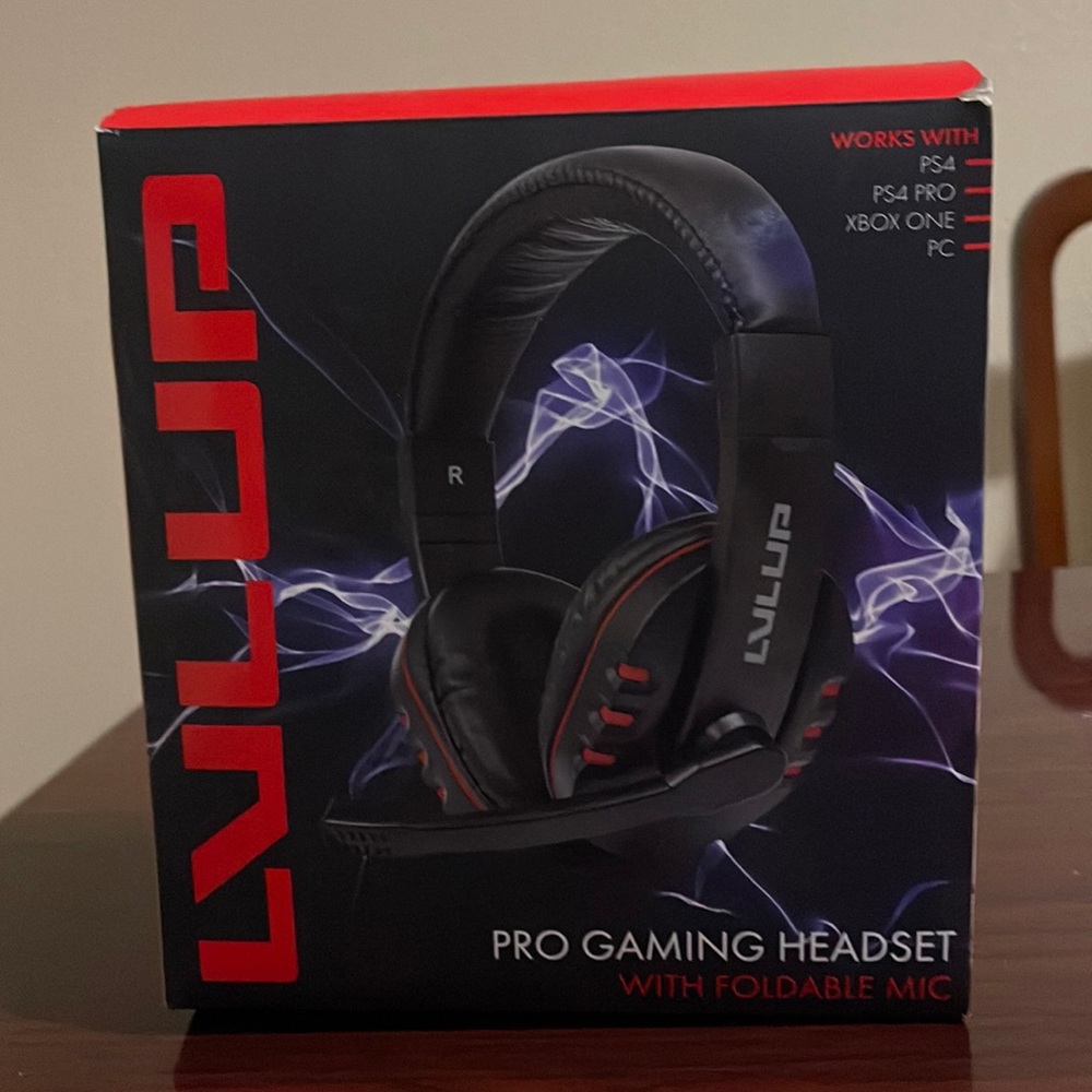 Pro gaming headset. New